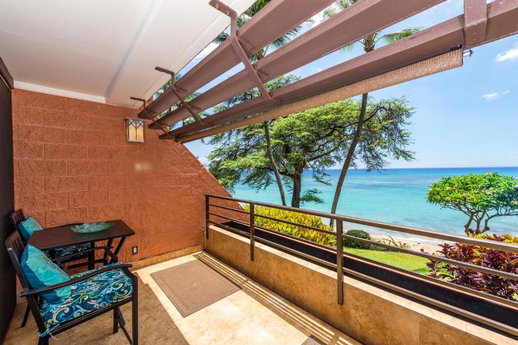 Popular attractions Area Nearby Property
